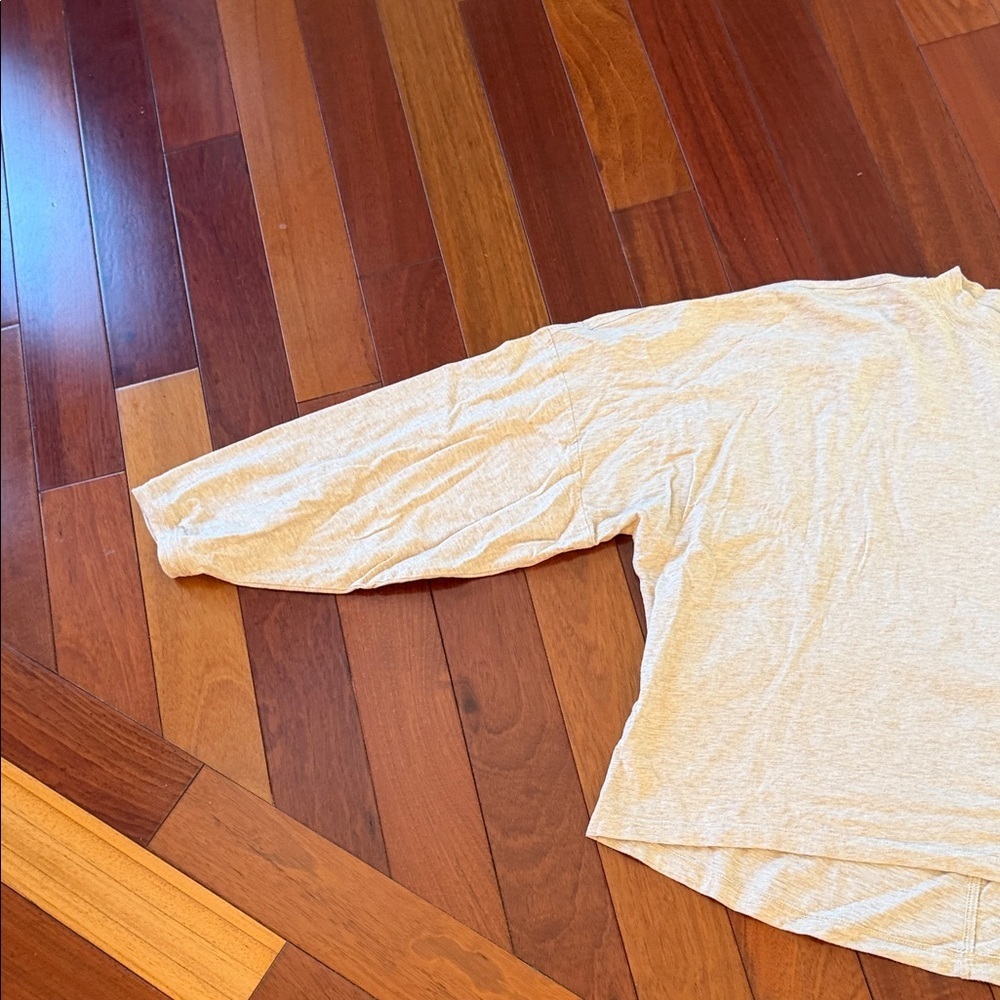 Aerie Casual Cream Women's T-Shirt - Picture 7 of 12